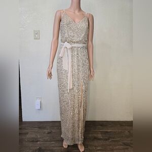 Premier Amour Metallic Formal Gold Sequins Dress Size 4 Long